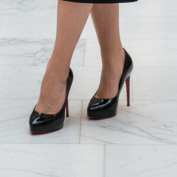 Designer Inspired Black Pumps Size 39 - Picture 1 of 12